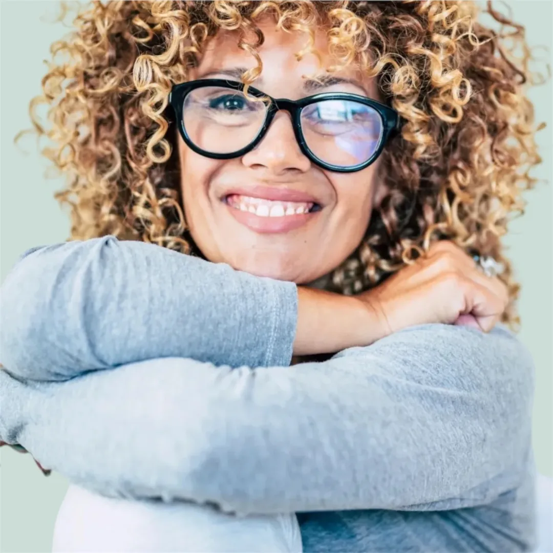 Curly haired woman, curly girl 101