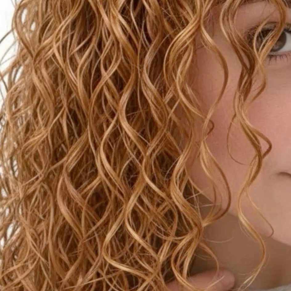 Flat stringy curls