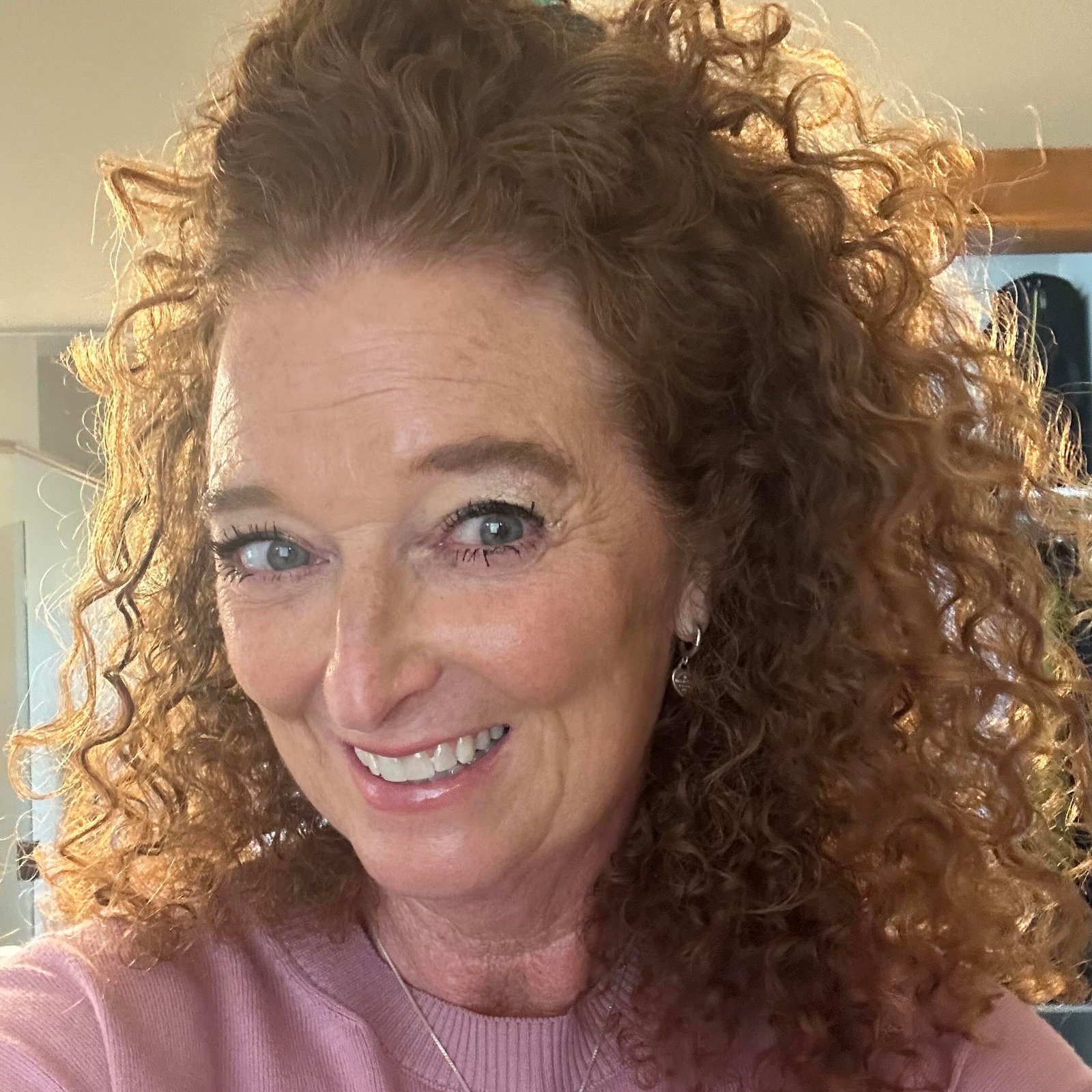 Teacher, Trish, recommends van + veronica Haircare for fine curls